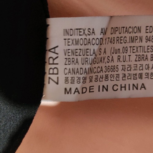 Inditex embroidered blouse like new, black boho design