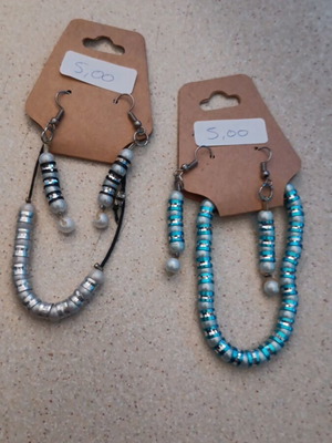 Handmade bracelet and earrings set white and blue new