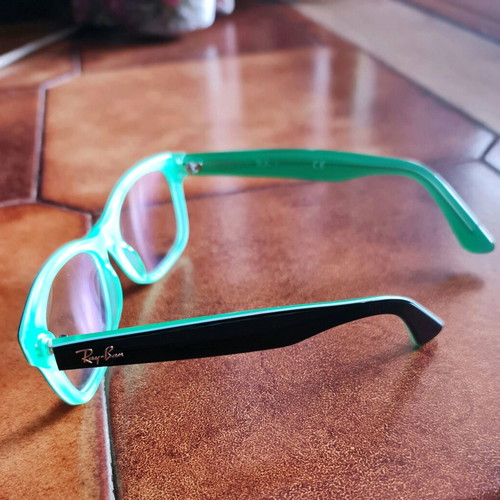 Ray Ban kids eyeglasses like new, black green