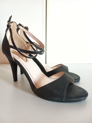 Black stiletto sandals like new, size 38, shiny with rhinestones