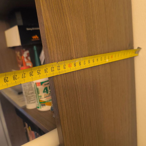 Wooden shelf with 5 shelves like new