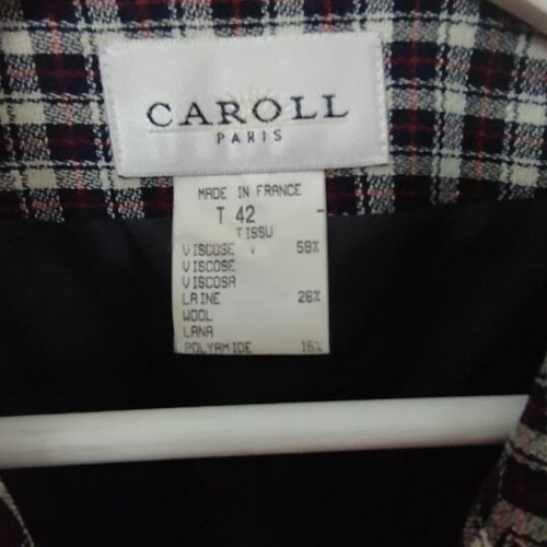 Caroll women's checked jacket size 42 like new with black cuffs