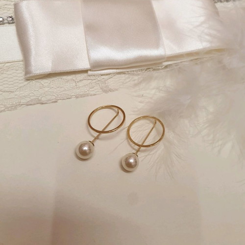 Pearl Earrings Pair with Clasp
