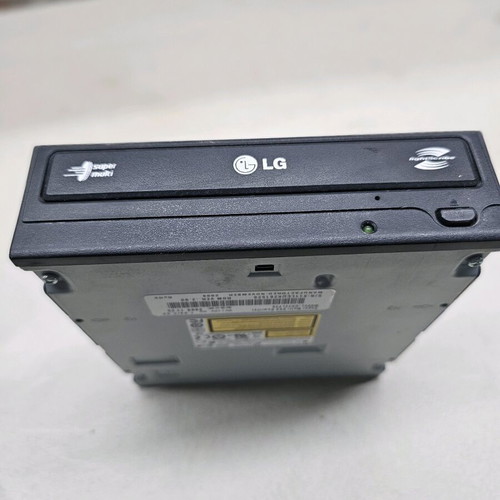 Vento A8 computer case used with DVD Rewriter GH22LP20