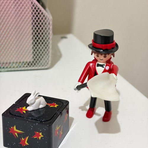 Playmobil Magician Special set 4667 like new