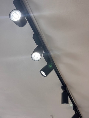 Σποτ ράγας LED μαύρο 40W 4000K πακέτο 3, καινούργιο