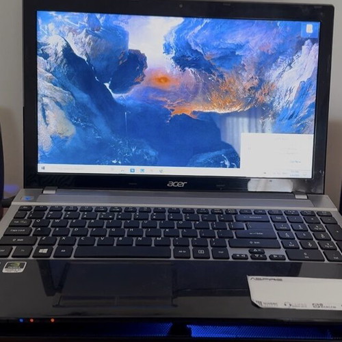 Laptop Acer Aspire V3-571g μεταχειρισμένο με Intel Core i5, 12GB RAM, 500GB SSD