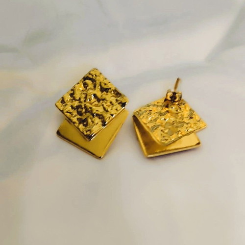 Geometric earrings made of steel gold color new