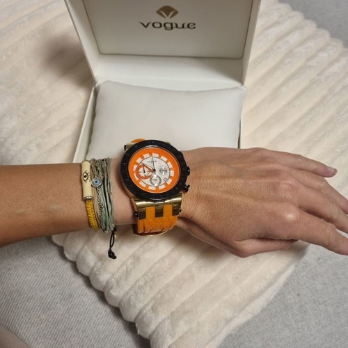 Vogue wristwatch used with chronographs and rubber strap
