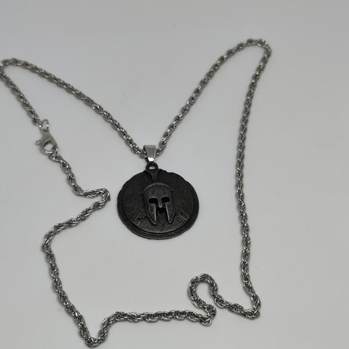 Ancient Spartan Helmet Pendant with Rope Chain like new