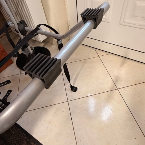 Thule Freeway 968 bike rack for up to 3 bikes