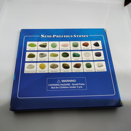 Set of 20 semiprecious stones collection like new