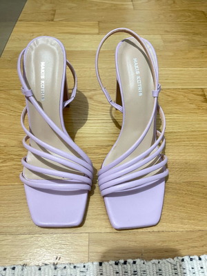 Makis Kotris heels