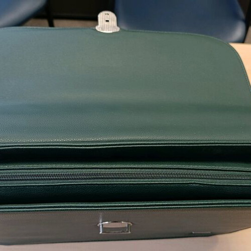 Carpisa professional bag dark green, like new