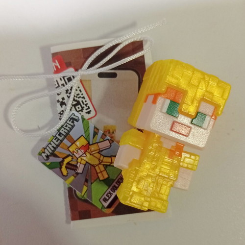 Minecraft Kinder Toy new