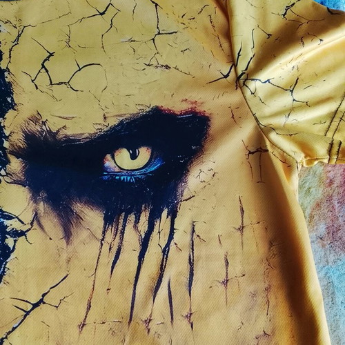 T-shirt like new, black and yellow, summer style, size M