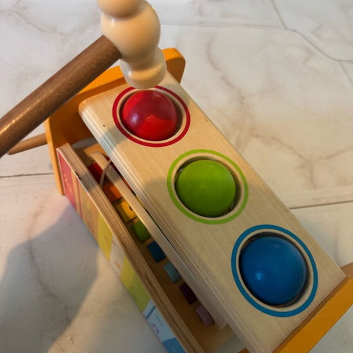 Hape Early Melodies Pound & Tap Bench like new with xylophone and balls