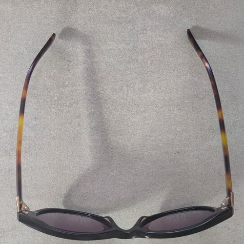Agatha Ruiz de la Prada sunglasses like new, brown