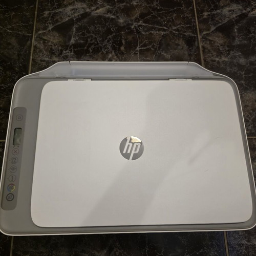 HP multifunction printer like new with Wi-Fi and scanner