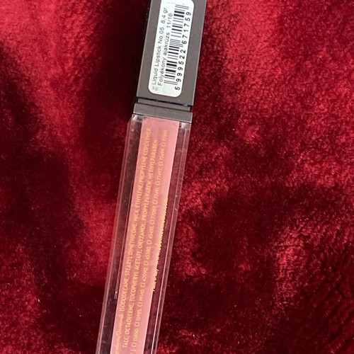 Aden Radiant and Max Factor makeup set new