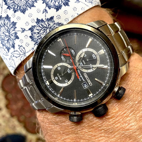 Seiko chronograph used quartz 44mm with alarm men's watch