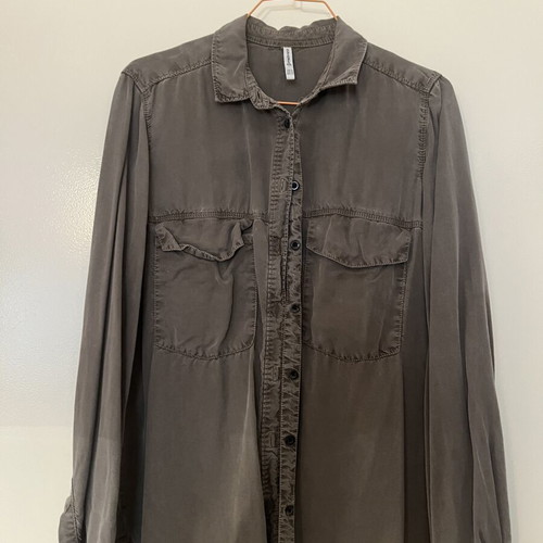 Stradivarius shirt used, olive green, size M