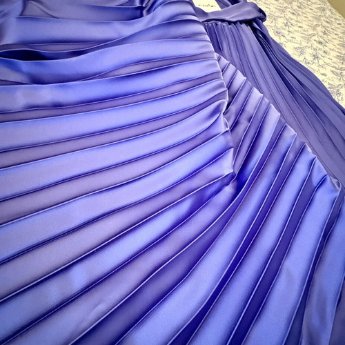 Chaton Pleated Satin Dress purple new, size L