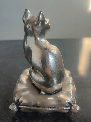 Vintage silver cat used
