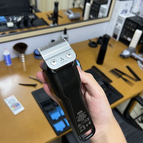Andis Envy Galaxy hair clipper like new