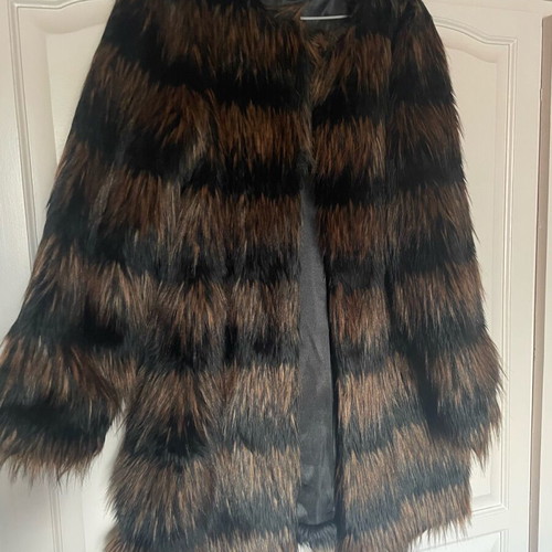 Marks & Spencer Ecological Fur like new, black and brown