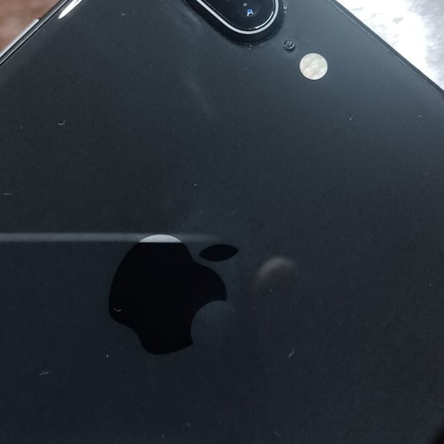 Iphone 8 Plus 64GB like new, 81% battery, black