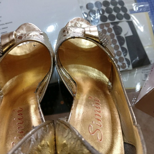Simin women's sandals used, size 36, gold color