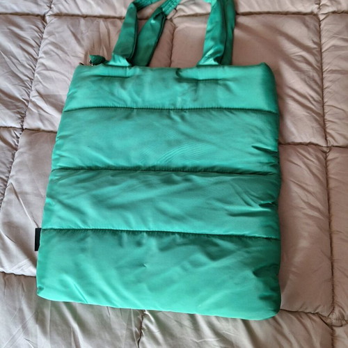 Stradivarius shoulder bag green like new