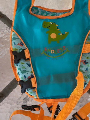 Bestway swimming vest like new for children 3-4 years