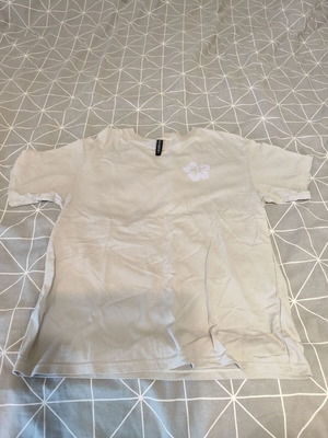Divided blouse like new, size M, beige and gray