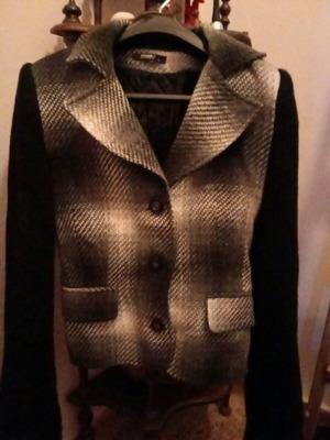 Maki Philosophy wool jacket size small like new, black and gray