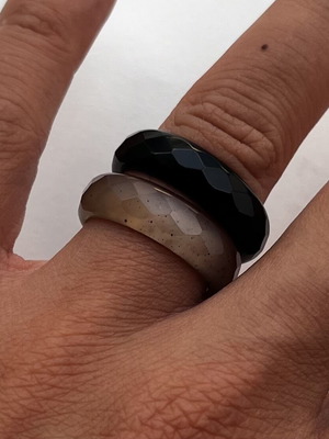 Glass ring set (wedding bands) like new