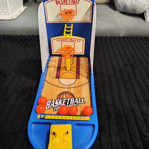 Luna tabletop basketball double like new