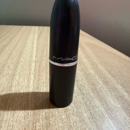 Mac Lipstick in Peach-Stock shade like new