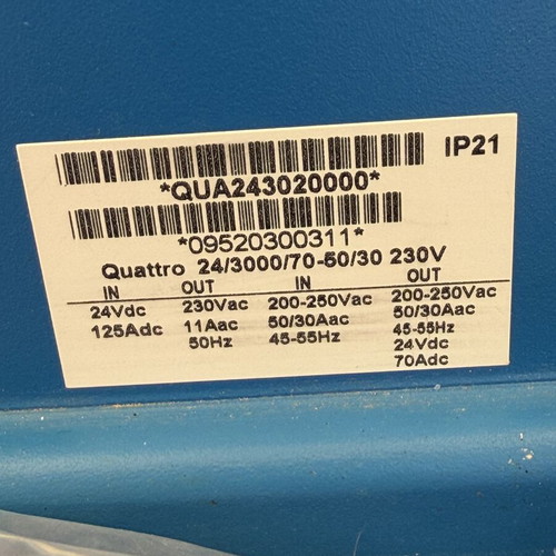 Victron Energy Blue Power Quattro Combined Inverter Charger 24 Volt 3000 VA 70 Amp 230 Volt AC like new