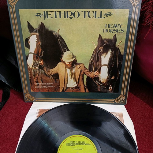 Jethro Tull Heavy Horses record like new, Greek pressing