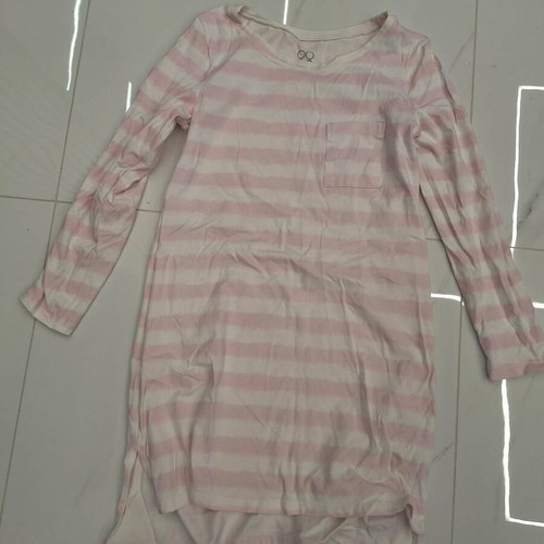 Nightgown like new, size S, white and pink