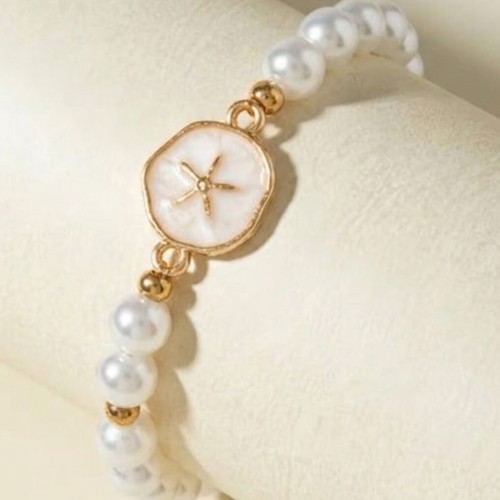 Elastic bracelet with pearls