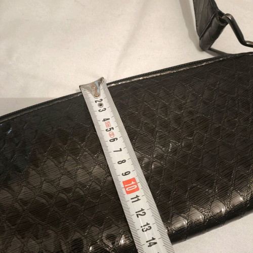 Vintage Mike Mike women's leather shoulder bag with embossed texture like new