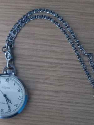 Wostok vintage μηχανικό ρολόι τσέπης με αυθεντική αλυσίδα από Ρωσία σαν καινούργιο
