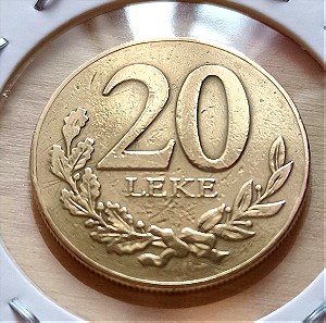 coins και τα 4 μαζί 2,8 ευρώ
