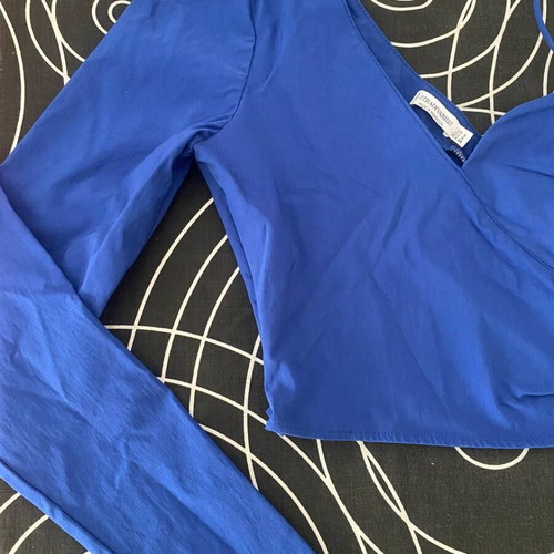 Stradivarius Blue Crop Top One Shoulder Size S Like New