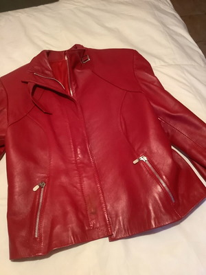 Women's leather jacket lambskin like new, size M, red