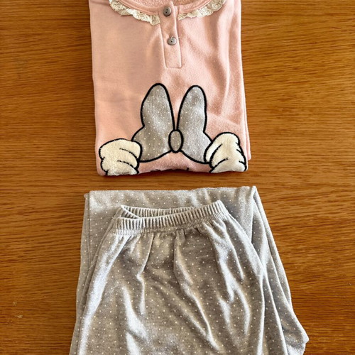Girls' pajamas L with Minnie Mouse, like new, warm for winter