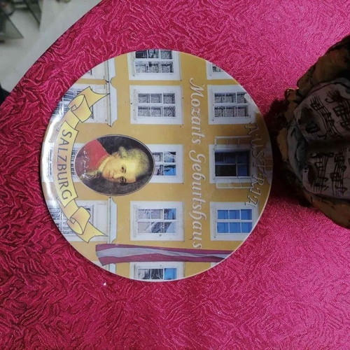 Carved candle new with violin and book theme, porcelain base